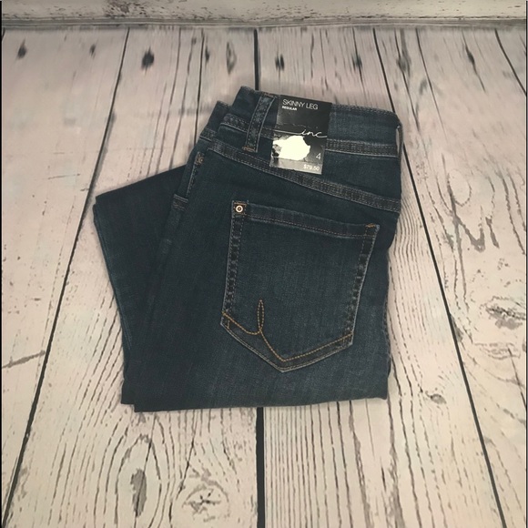 🔥NEW🔥 I.N.C. DISTRESSED BLUE JEANS - Picture 2 of 4